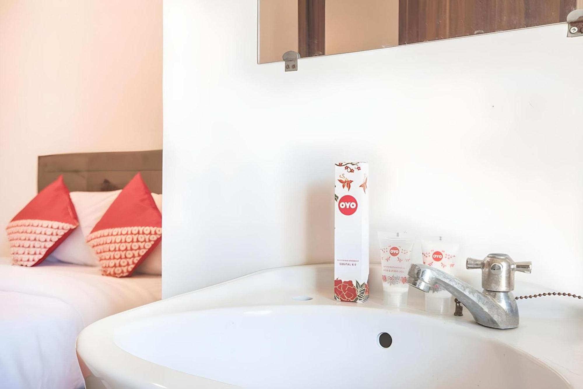 Capital O 332 Residence G17 Kemang Dżakarta Zewnętrze zdjęcie